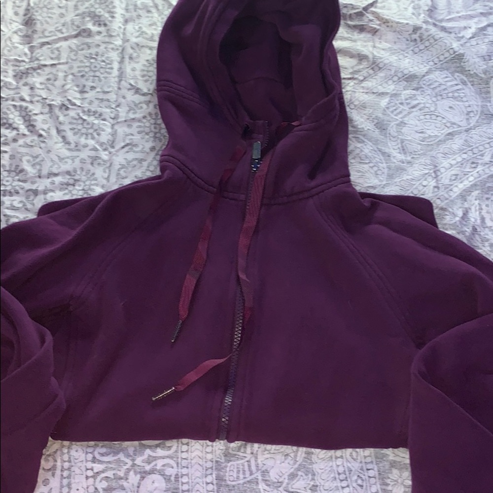 lululemon zip up hoodie